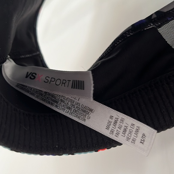 VSX Racerback Ultimate Strappy Geometric Sports Bra - Picture 4 of 6